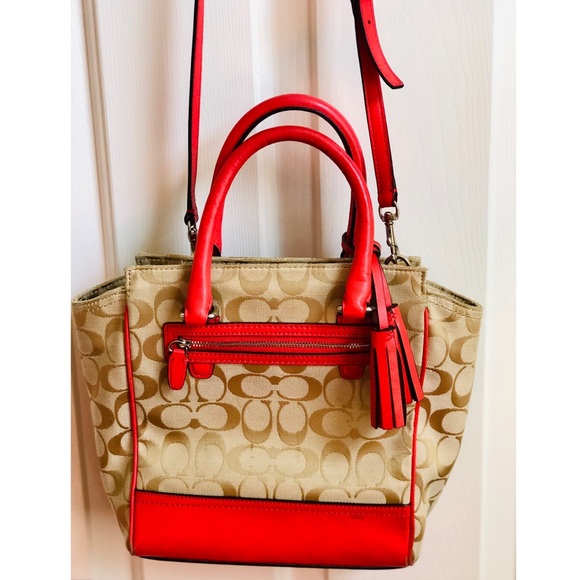 Coach Handbags - ❤️COACH Crossbody Bag